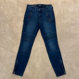 Ana A New Approach dark wash denim jeggings skinny jeans, zippered ankles, 27/4